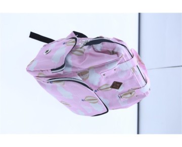 738- BULUTLU SIRT CANTA